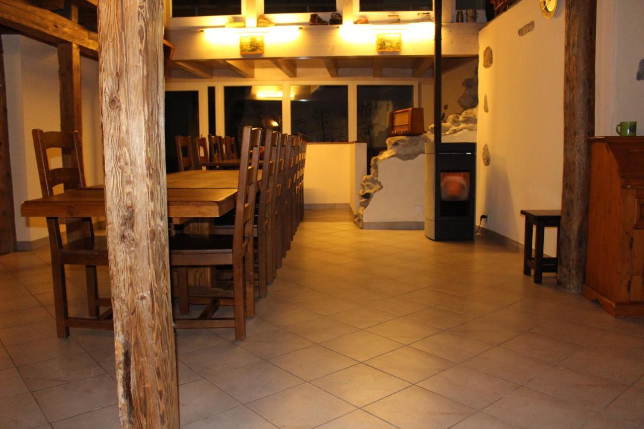 Mayen2003 Ayent Anzere Bagian luar foto
